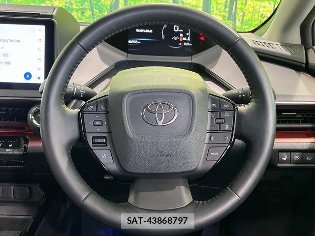 Toyota PRIUS 2023-08 7980612-10