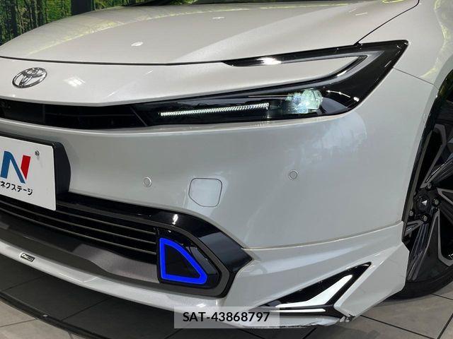 Toyota PRIUS 2023-08 7980612-11