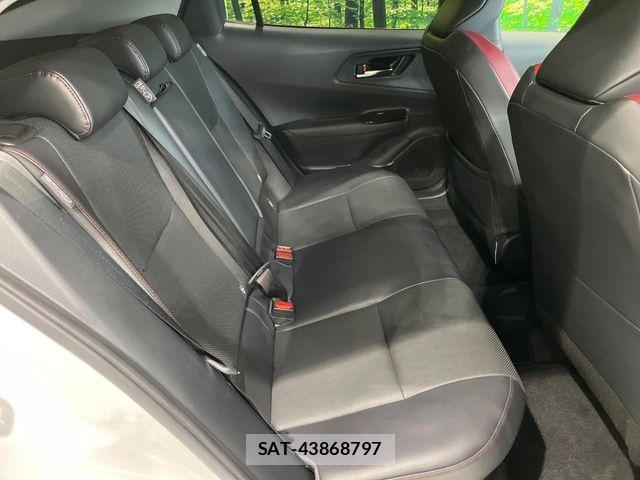 Toyota PRIUS 2023-08 7980612-8