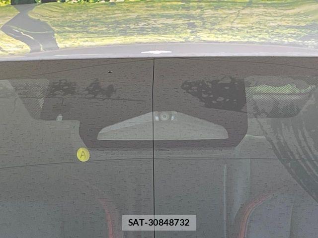 Toyota PRIUS 2023-05 7980611-3