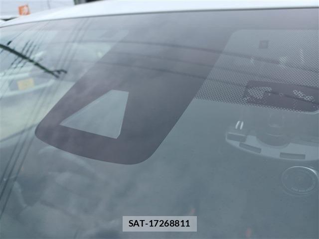 Toyota PRIUS 2021-07 7980626-13