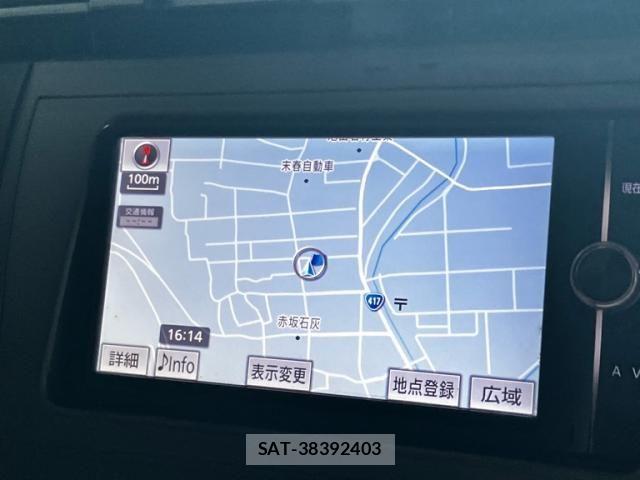 Toyota PRIUS 2014-03 7980687-11