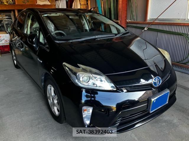 Toyota PRIUS 2014-03 7980687-1