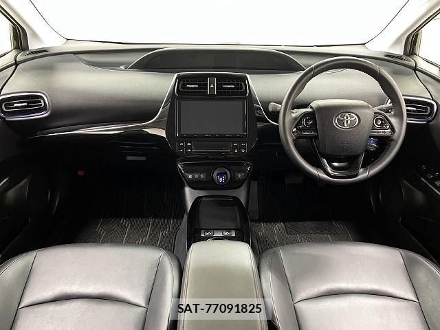 Toyota PRIUS 2019-03 7980624-1