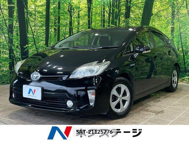 Toyota PRIUS 2013-06 7980657-0
