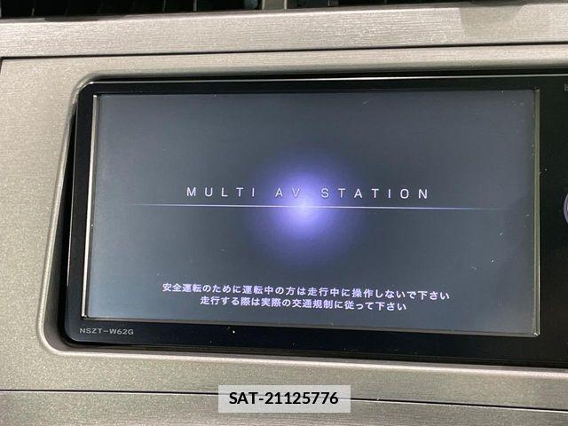 Toyota PRIUS 2013-06 7980657-2