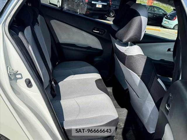 Toyota PRIUS 2016-07 7980670-16