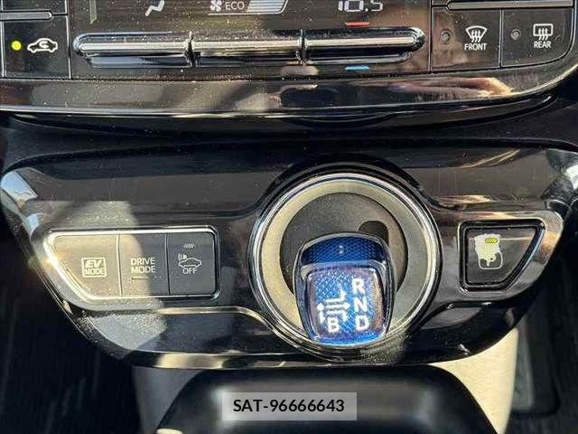 Toyota PRIUS 2016-07 7980670-25