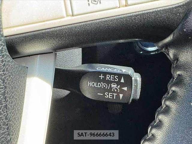 Toyota PRIUS 2016-07 7980670-3