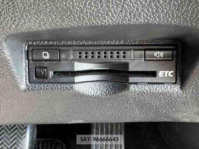 Toyota PRIUS 2016-07 7980670-4