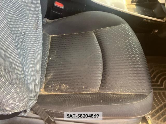 Toyota PRIUS 2017-01 7980669-13
