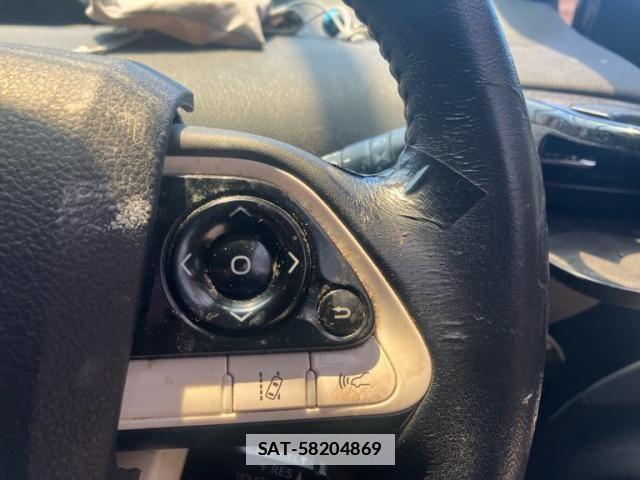 Toyota PRIUS 2017-01 7980669-20