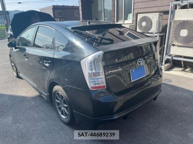 Toyota PRIUS 2010-10 7980695-9