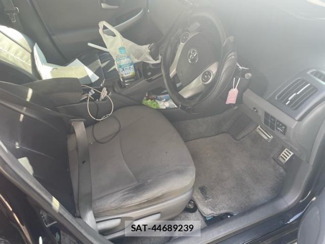Toyota PRIUS 2010-10 7980695-11