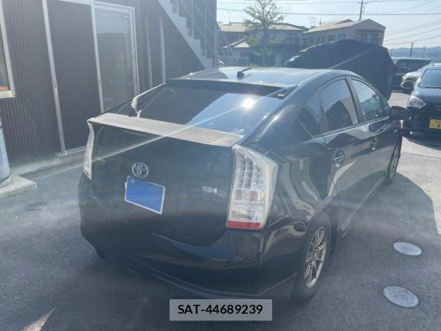 Toyota PRIUS 2010-10 7980695-8