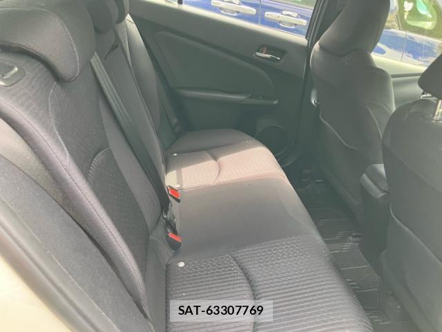 Toyota PRIUS 2017-06 7980666-11