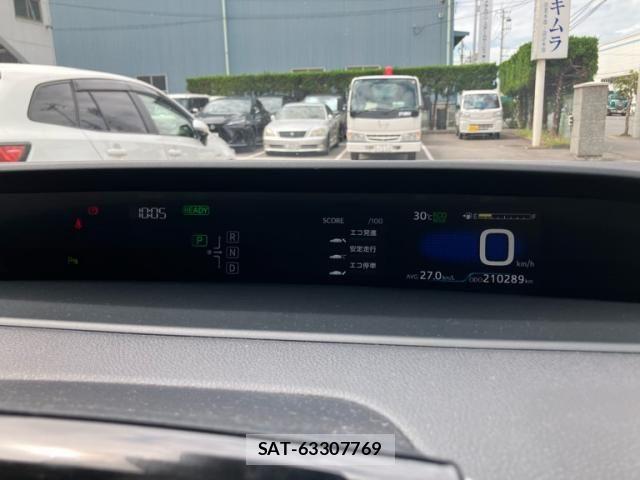 Toyota PRIUS 2017-06 7980666-21