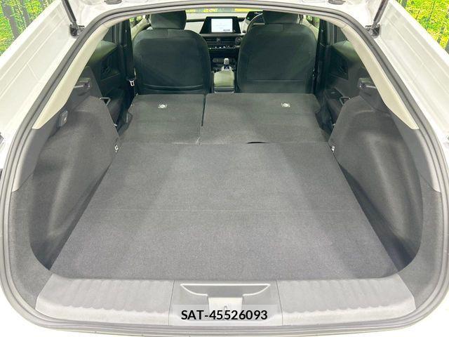Toyota PRIUS 2023-10 7980622-9