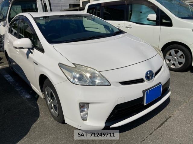 Toyota PRIUS 2013-03 7980698-0