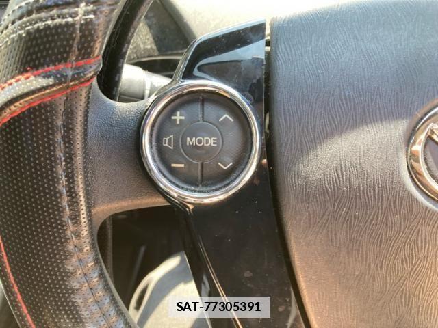 Toyota PRIUS 2013-07 7980676-21