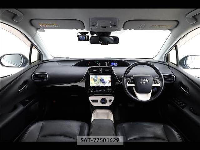 Toyota PRIUS 2016-09 7980654-2
