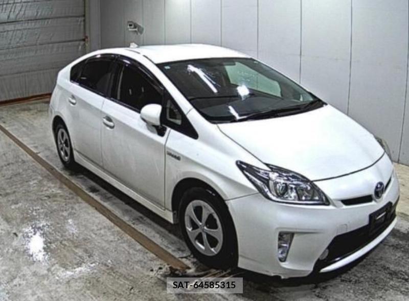 Toyota PRIUS 2015-09 7973777-0