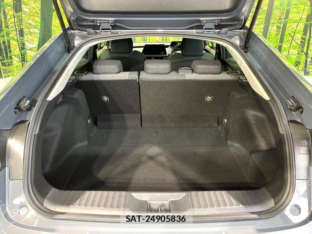 Toyota PRIUS 2023-04 7980621-9