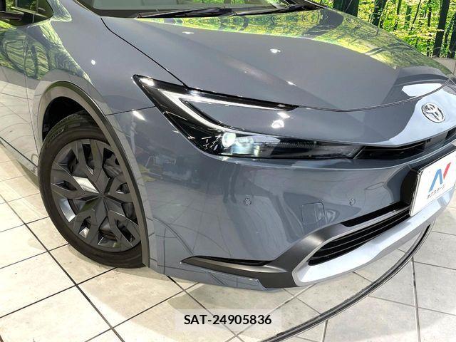 Toyota PRIUS 2023-04 7980621-11