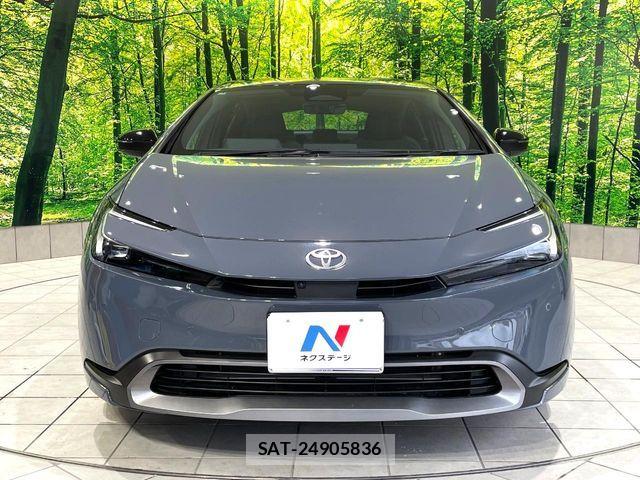 Toyota PRIUS 2023-04 7980621-13