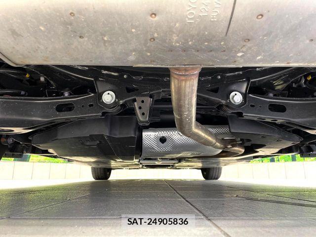 Toyota PRIUS 2023-04 7980621-18