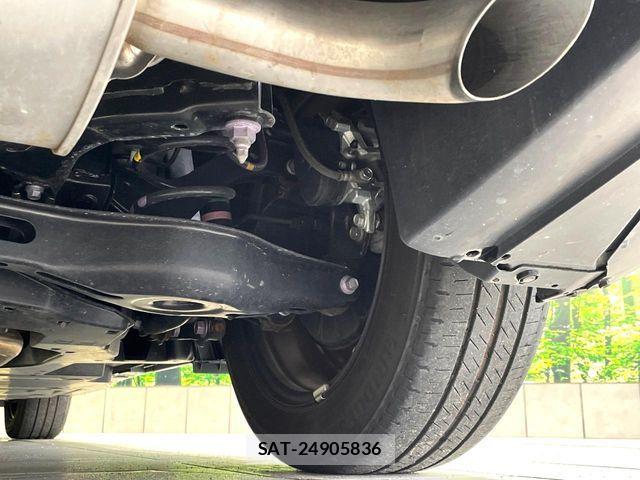 Toyota PRIUS 2023-04 7980621-19