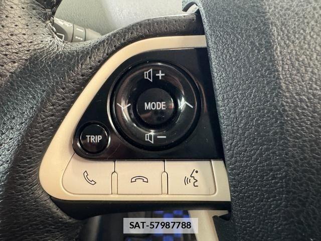 Toyota PRIUS 2016-05 7980637-13