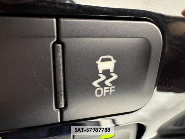 Toyota PRIUS 2016-05 7980637-25