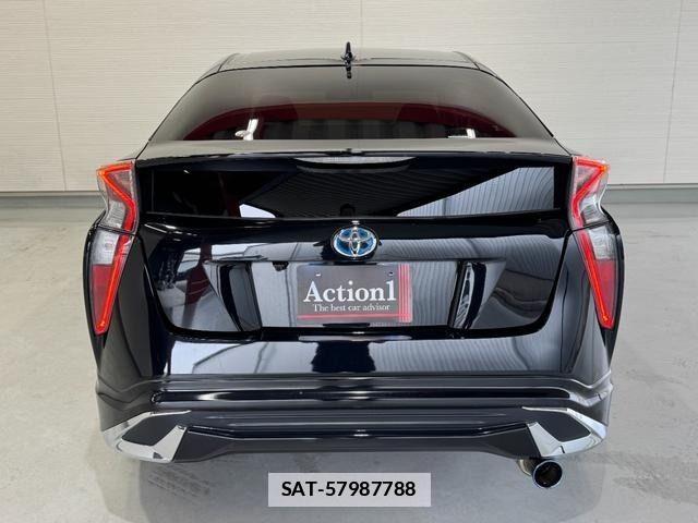 Toyota PRIUS 2016-05 7980637-4