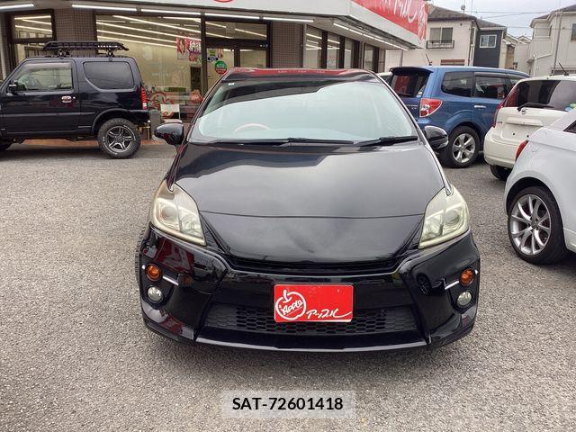 Toyota PRIUS 2014-07 7980656-10