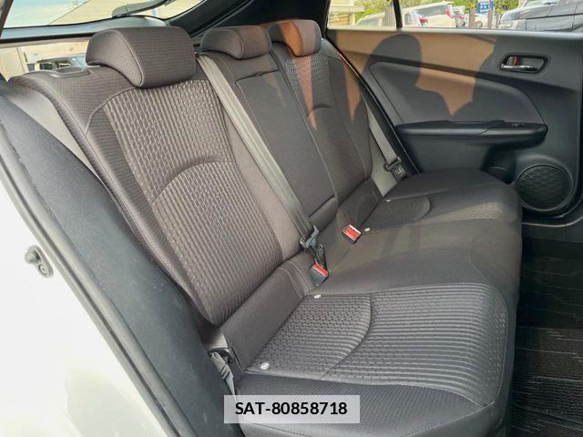Toyota PRIUS 2018-04 7980651-10