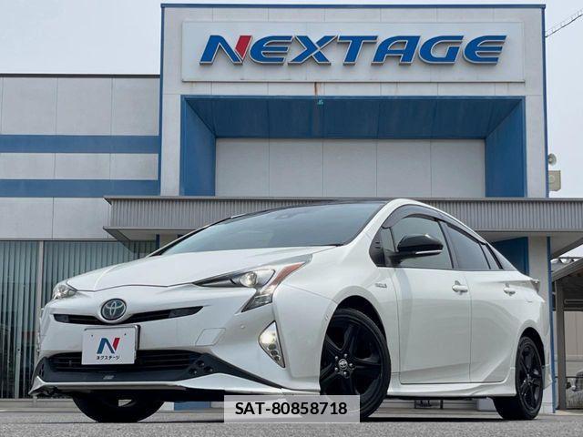 Toyota PRIUS 2018-04 7980651-16