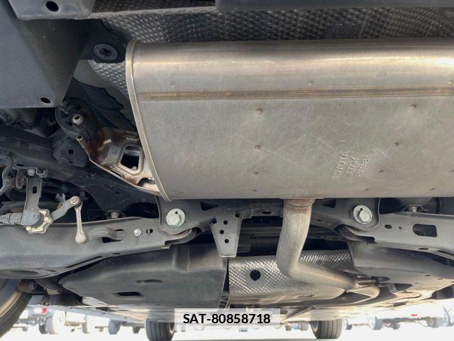 Toyota PRIUS 2018-04 7980651-18