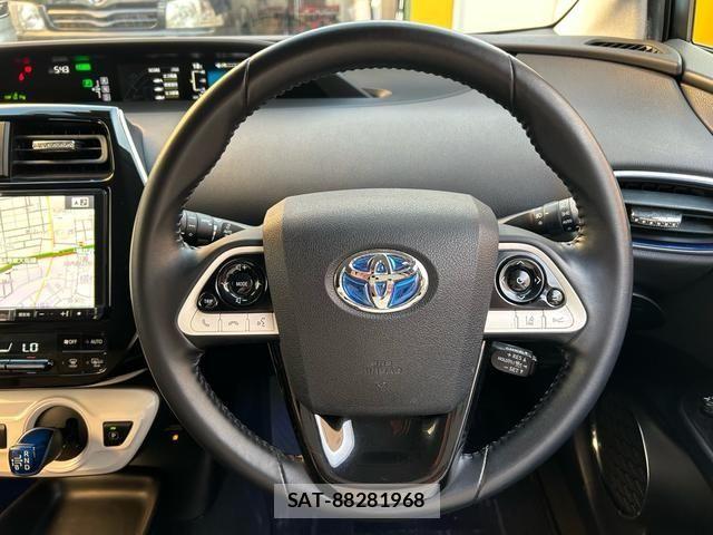 Toyota PRIUS 2016-06 7980641-9