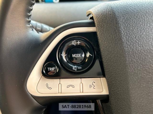 Toyota PRIUS 2016-06 7980641-10