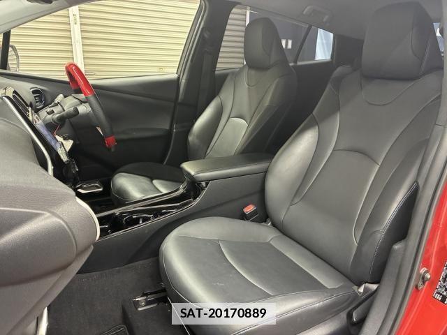 Toyota PRIUS 2016-04 7980664-16