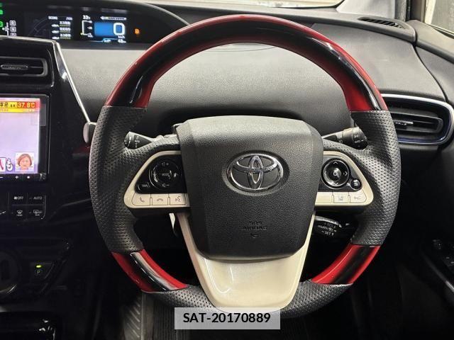 Toyota PRIUS 2016-04 7980664-20