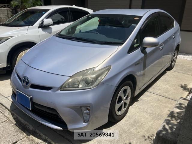 Toyota PRIUS 2013-02 7980684-0