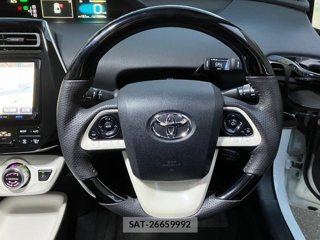 Toyota PRIUS 2016-04 7980642-9