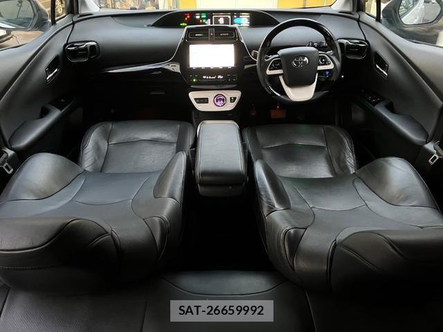 Toyota PRIUS 2016-04 7980642-10