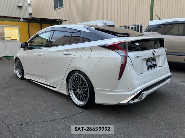 Toyota PRIUS 2016-04 7980642-4