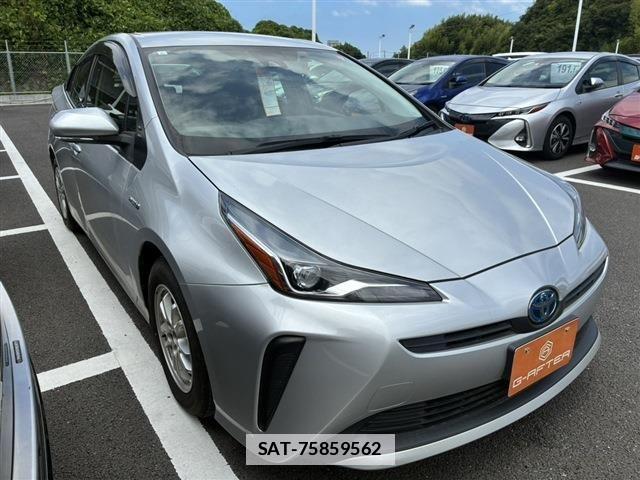 Toyota PRIUS 2019-06 7980639-0