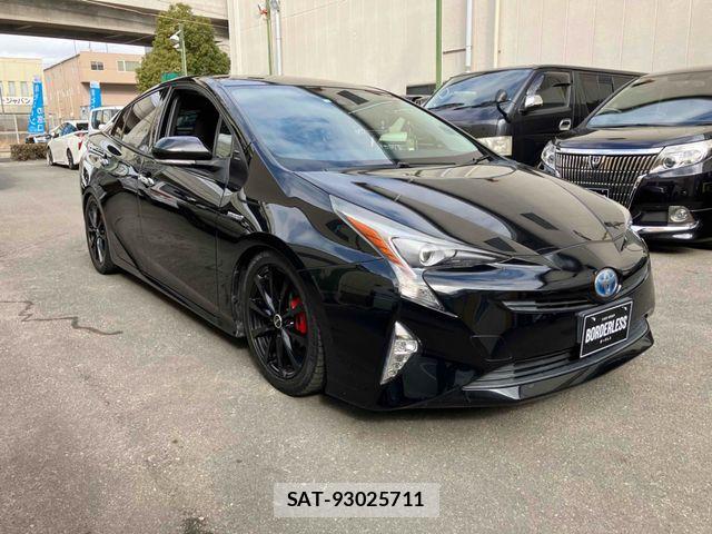 Toyota PRIUS 2016-02 7980645-9