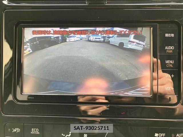 Toyota PRIUS 2016-02 7980645-18