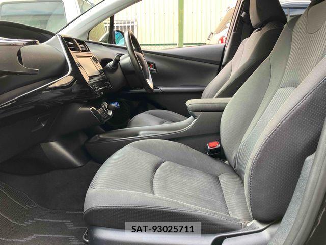 Toyota PRIUS 2016-02 7980645-23